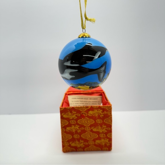 ❌SOLD❌ONE OF A KIND Christmas Hand Painted On Inside Glass Ornament Tropical - Picture 7 of 13